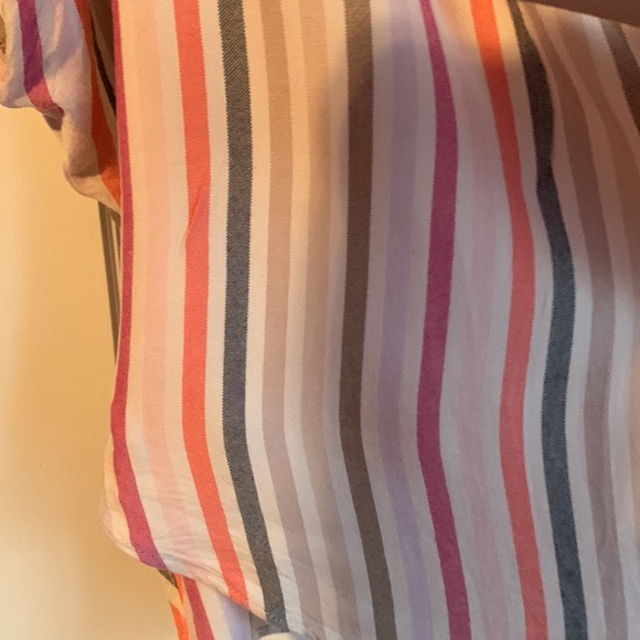 We have a really pretty Striped Blouse. Not worn. No tags - Picture 2 of 4